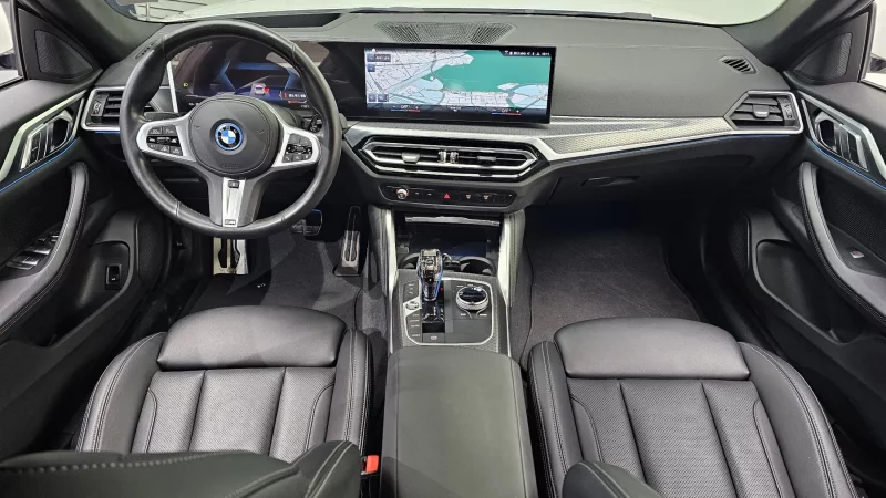 BMW i4