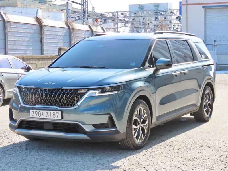 Kia Carnival