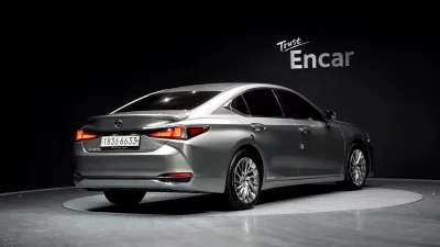Lexus ES300h
