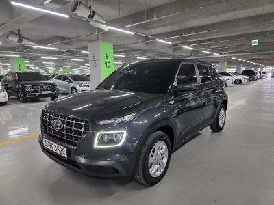 Hyundai Venue