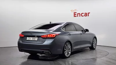 Hyundai Genesis