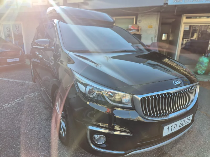 Kia Carnival