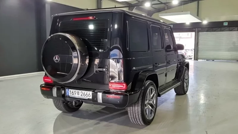 Mercedes-Benz G-Class