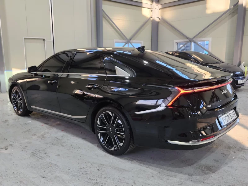 Kia K8