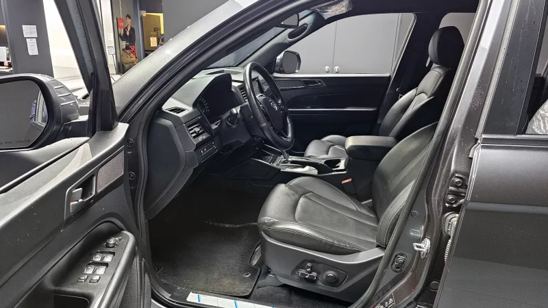 SsangYong Rexton Sports Khan