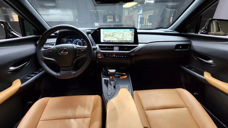 Lexus UX