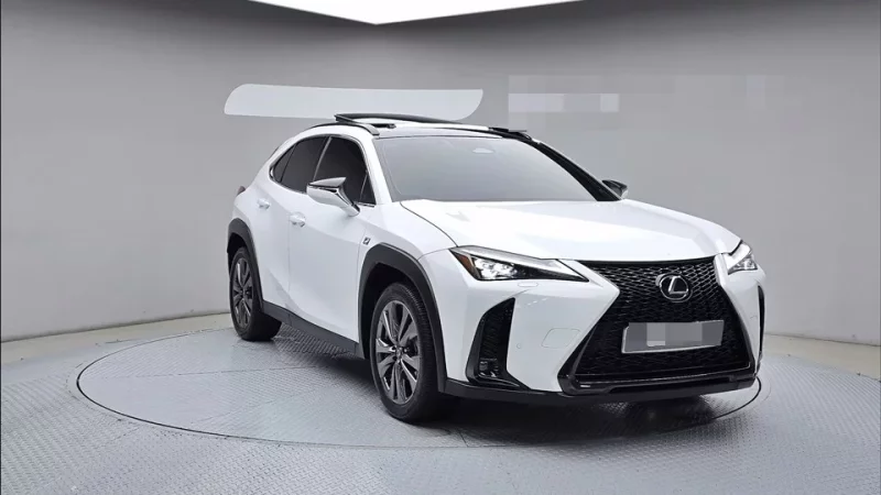 Lexus UX