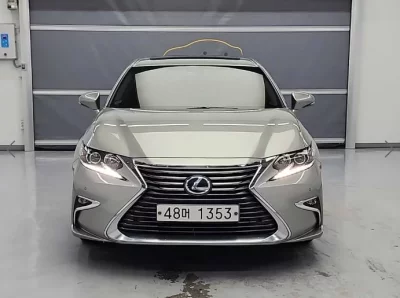 Lexus ES300h