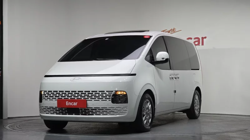Hyundai Staria