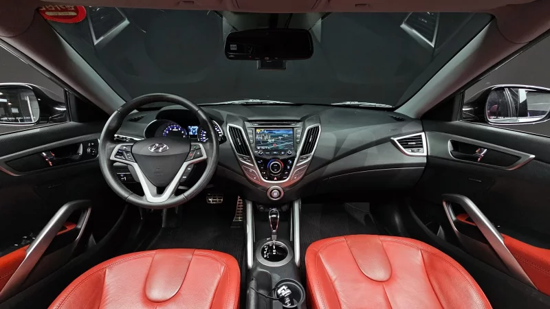 Hyundai Veloster