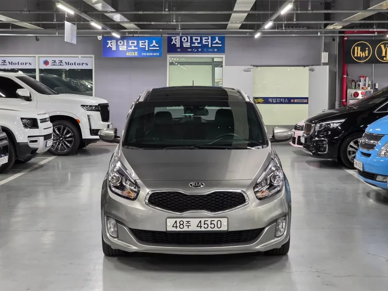 Kia Carens