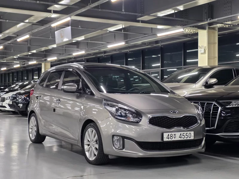 Kia Carens