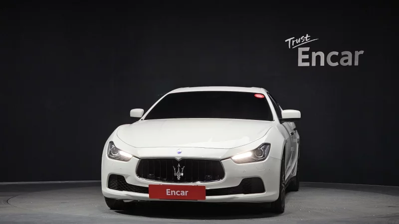 Maserati GHIBLI