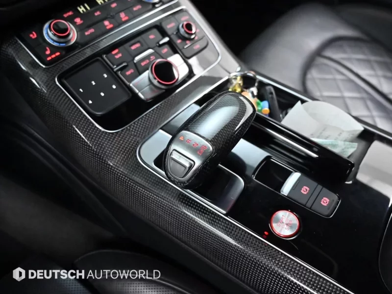 Audi S8