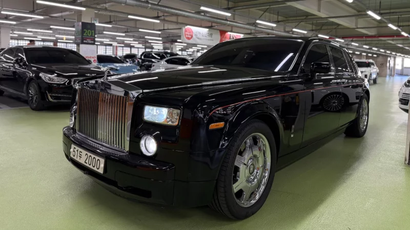 Rolls-Royce PHANTOM