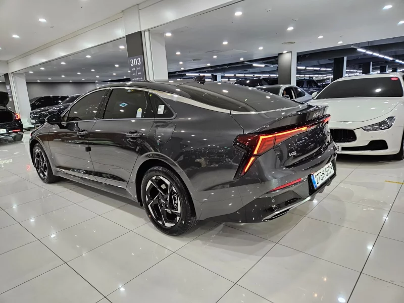 Kia K5