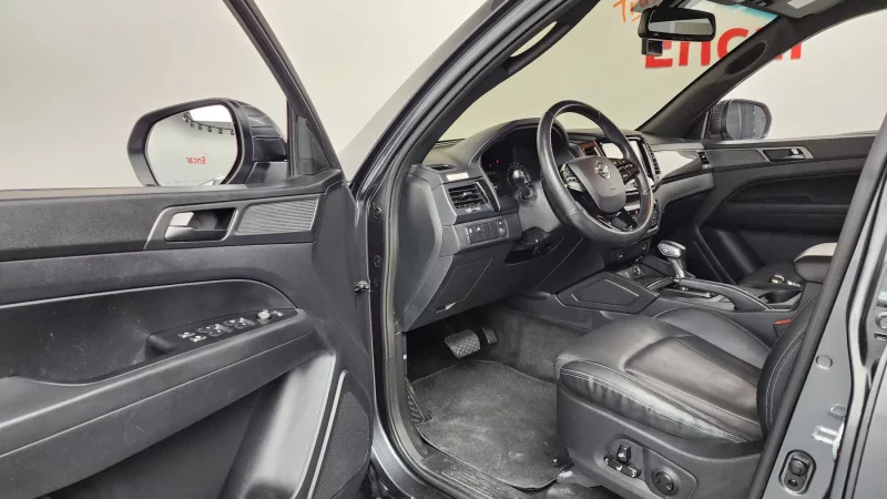SsangYong Rexton Sports Khan