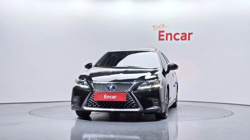 Lexus CT200h