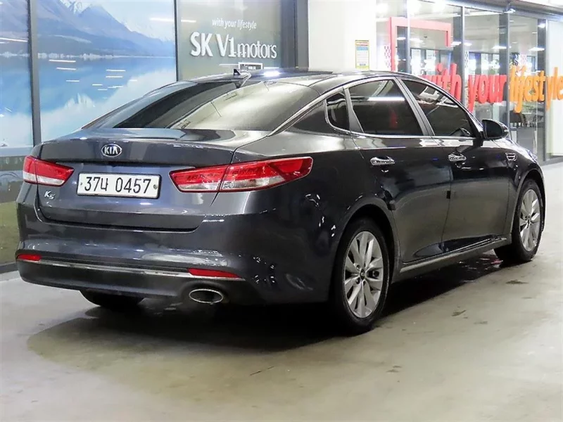 Kia K5