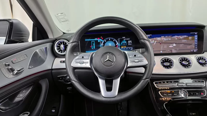 Mercedes-Benz CLS-Class