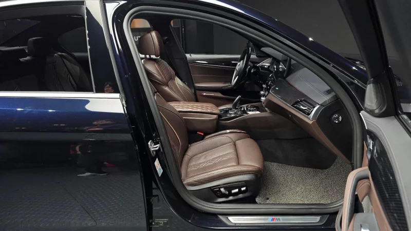 BMW 5-Series