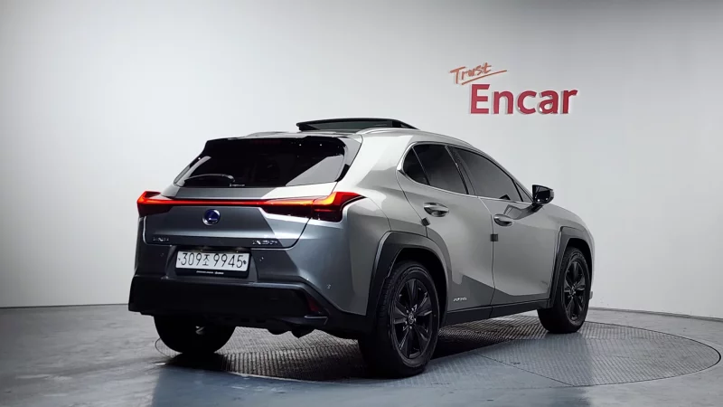 Lexus UX