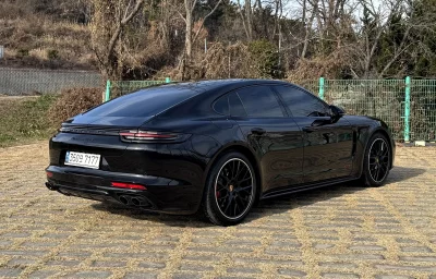 Porsche PANAMERA