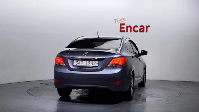 Hyundai Accent