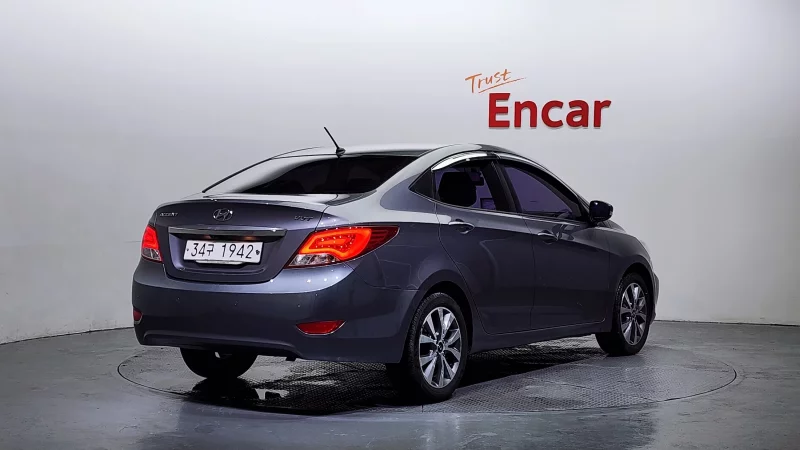 Hyundai Accent