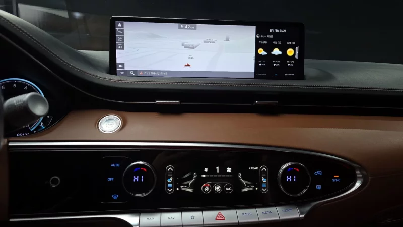 Genesis GV70