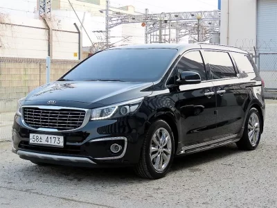 Kia Carnival