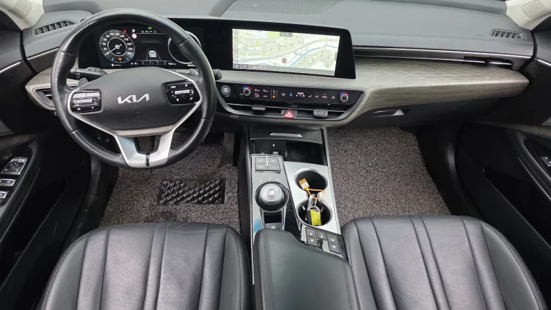 Kia K8