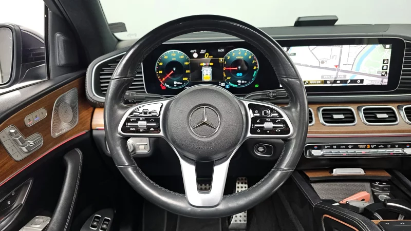 Mercedes-Benz GLE-Class