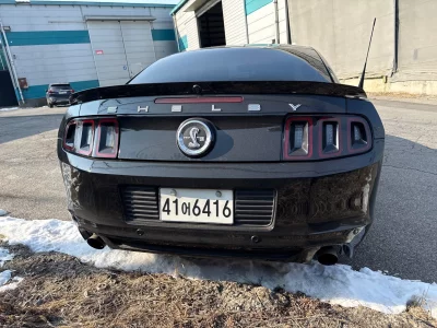 Ford MUSTANG