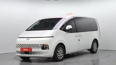 Hyundai Staria