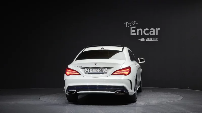 Mercedes-Benz CLA-Class