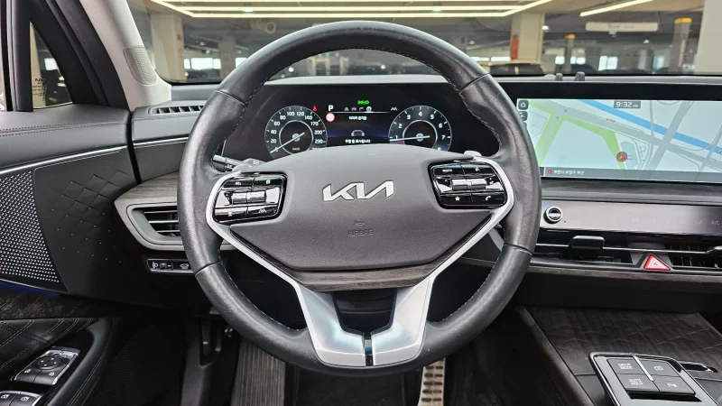Kia K8