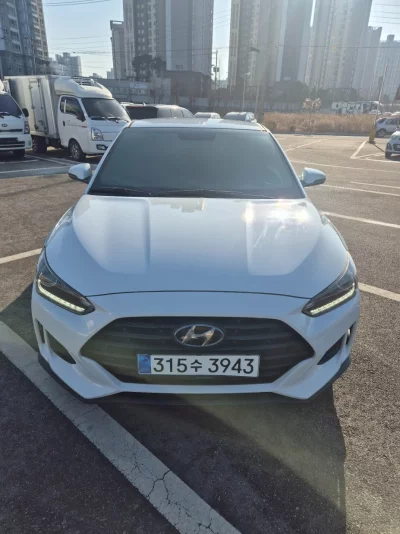 Hyundai Veloster