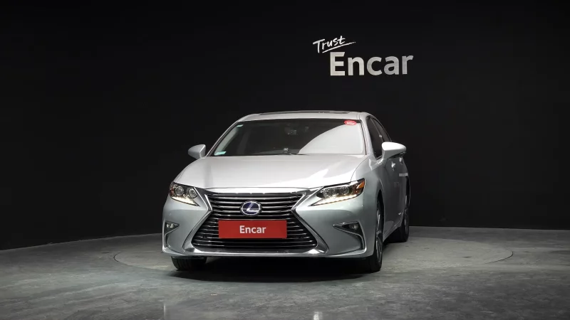 Lexus ES300h