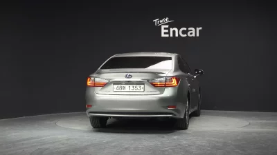 Lexus ES300h