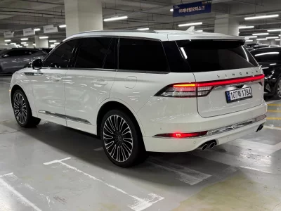 Lincoln AVIATOR