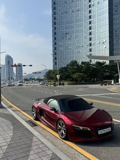 Audi R8
