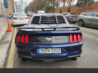 Ford MUSTANG