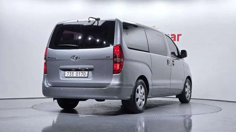 Hyundai Grand Starex