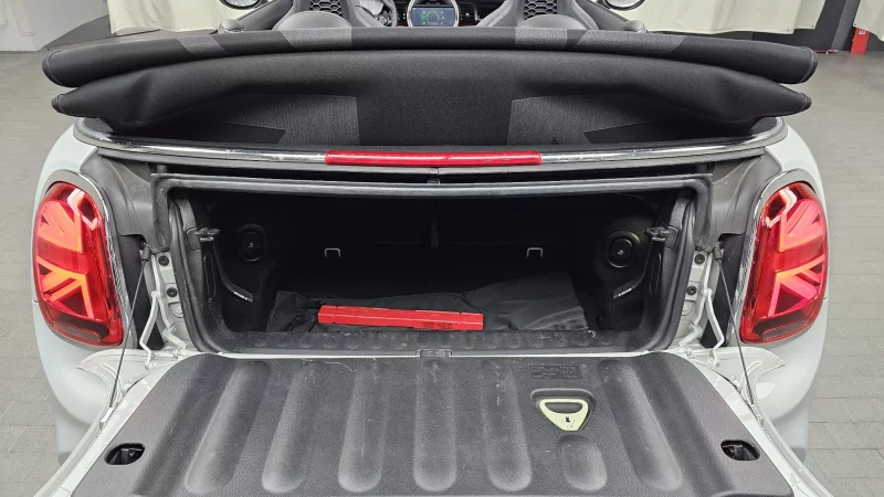 MINI Cooper Convertible