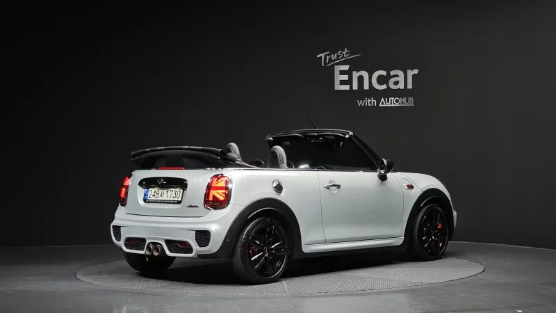 MINI Cooper Convertible