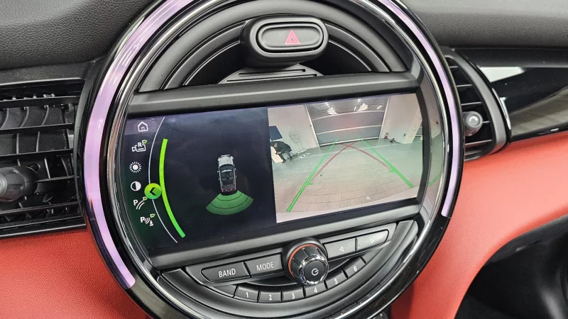 MINI Cooper Convertible