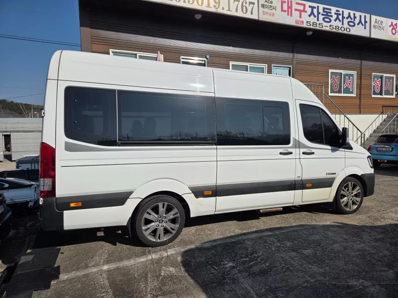 Hyundai H1