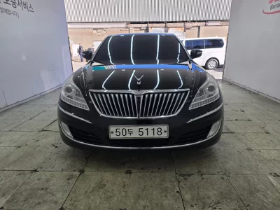 Hyundai Equus