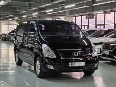 Hyundai Starex